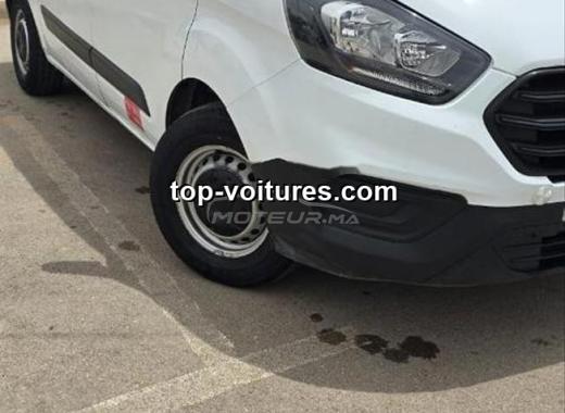 Ford Transit 2019 — photo 2