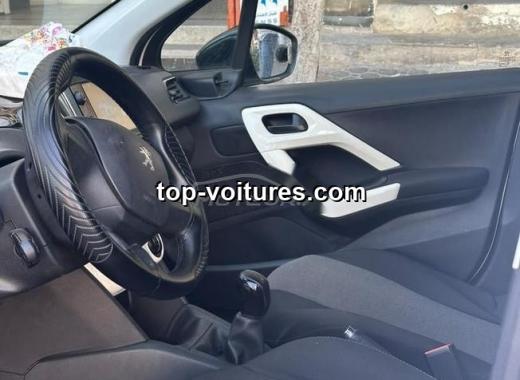 Peugeot 208 2017 — photo 5