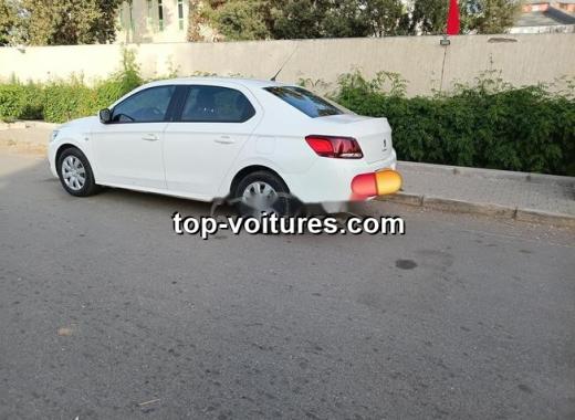 Peugeot 301 2021 — photo 3