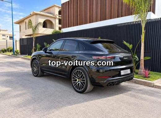 Porsche Cayenne 2022 — photo 2