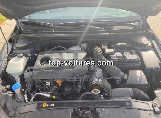 Hyundai Elantra 2020 — photo 2