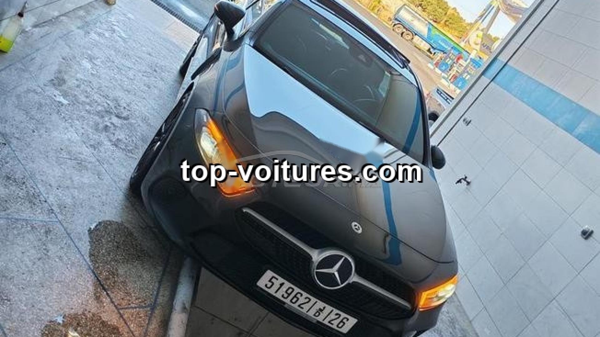 Mercedes-Benz 200