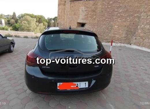 Opel Astra 2012 — photo 3