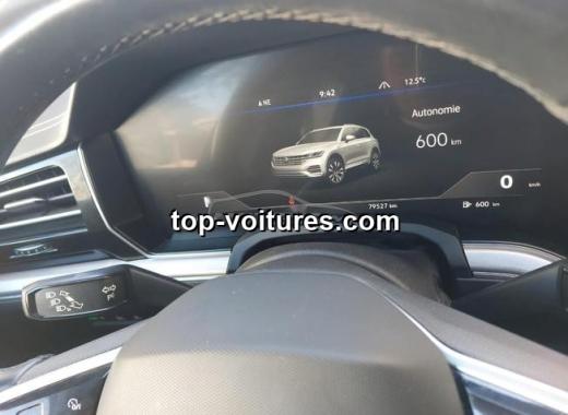 Volkswagen Touareg 2023 — photo 8