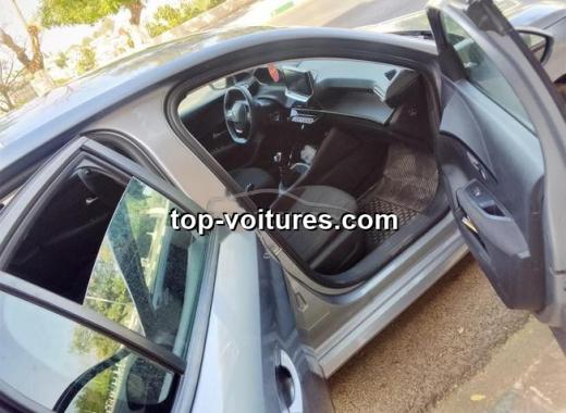 Peugeot 208 2025 — photo 6