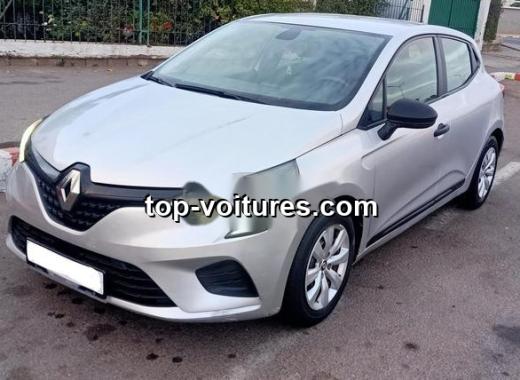 Renault Clio 2023 — photo 4