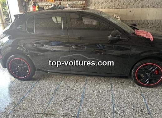 Peugeot 208 2025 — photo 4