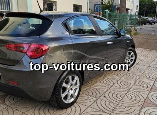 Alfa Romeo Giulietta 2011 — photo 3