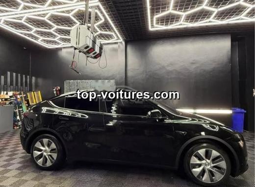 Tesla Model Y 2023 — photo 5