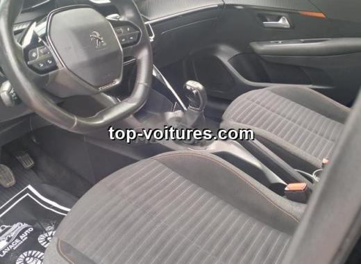 Peugeot 208 2023 — photo 2