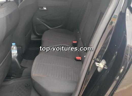 Peugeot 208 2023 — photo 4