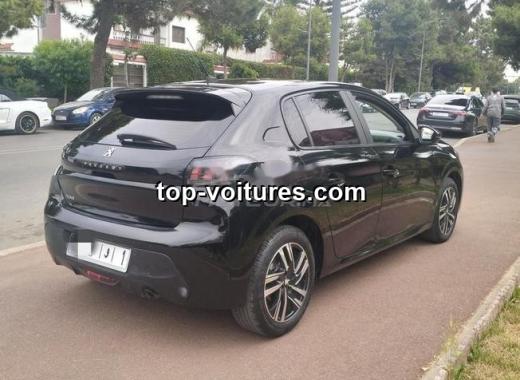 Peugeot 208 2023 — photo 7