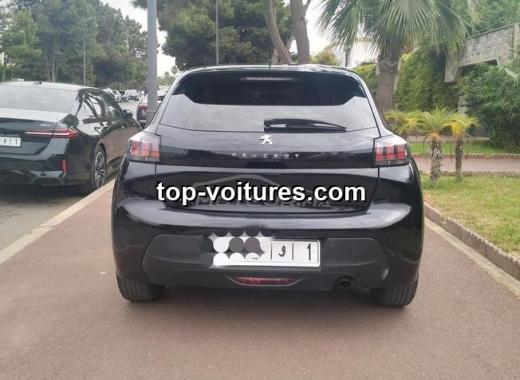 Peugeot 208 2023 — photo 8