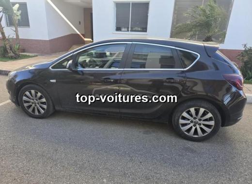 Opel Astra 2015 — photo 8