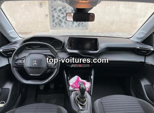 Peugeot 208 2023 — photo 7