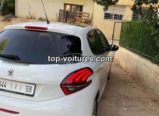 Peugeot 208 2017 — photo 3