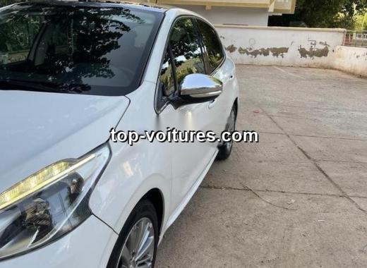 Peugeot 208 2017 — photo 5