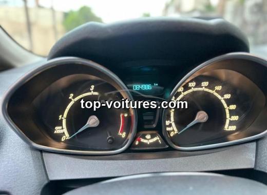 Ford Fiesta 2016 — photo 8
