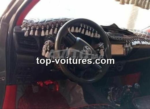 Toyota Hilux 2018 — photo 2