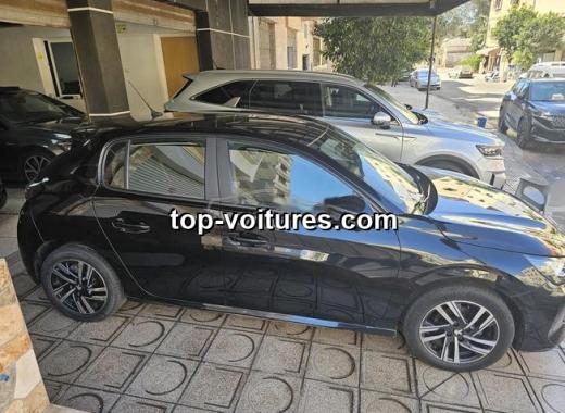 Peugeot 208 2023 — photo 3