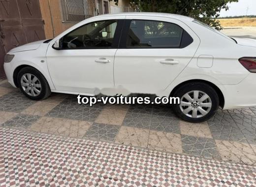 Peugeot 301 2016 — photo 6