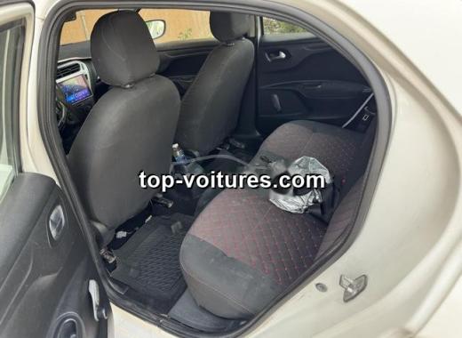 Peugeot 301 2016 — photo 7