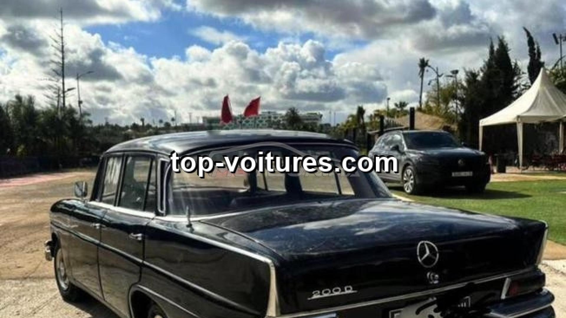Mercedes-Benz 200