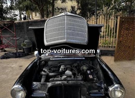 Mercedes 200 1980 — photo 3
