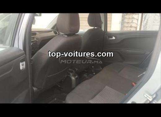 Peugeot 301 2022 — photo 8
