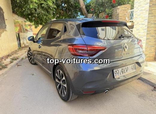 Renault Clio 2023 — photo 2