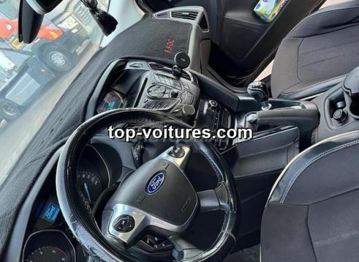 Ford Focus 2015 — photo 8