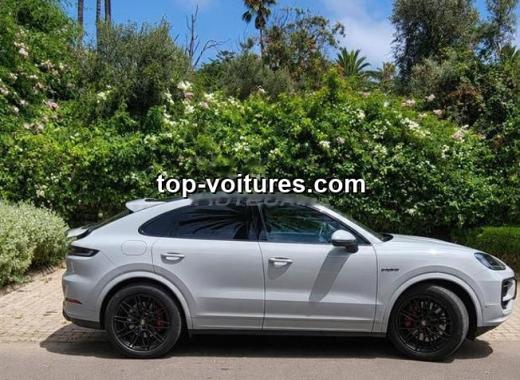 Porsche Cayenne 2025 — photo 2