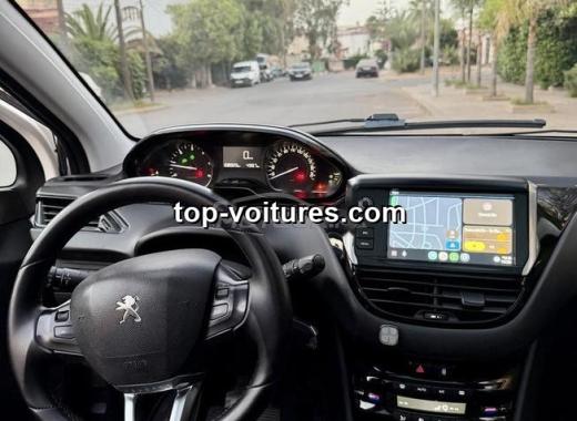 Peugeot 208 2019 — photo 4