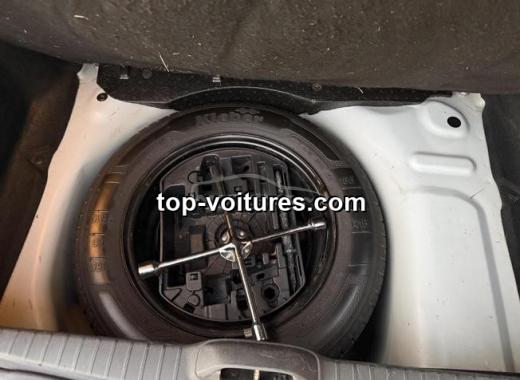 Peugeot 208 2019 — photo 8