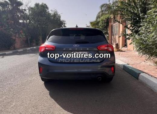 Ford Focus 2021 — photo 2