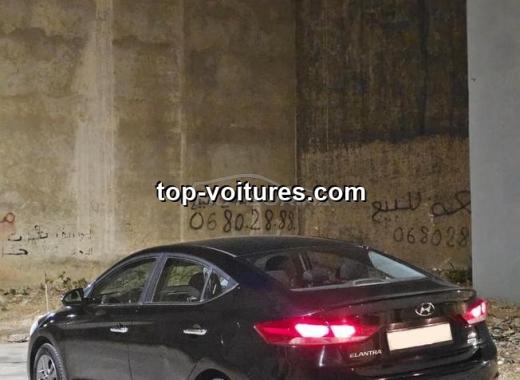 Hyundai Elantra 2019 — photo 2