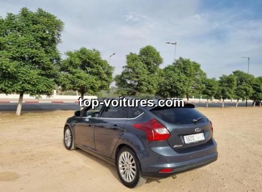 Ford Focus 2012 — photo 2