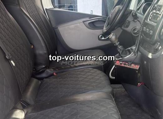 Renault Trafic 2017 — photo 7