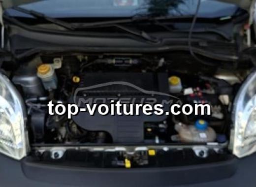 Fiat Fiorino 2021 — photo 4