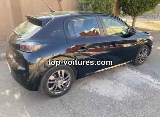 Peugeot 208 2022 — photo 3