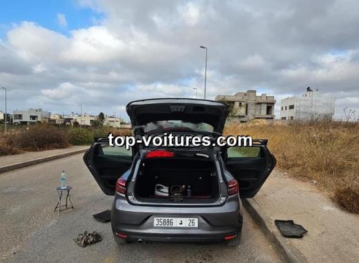 Renault Clio 2023 — photo 4