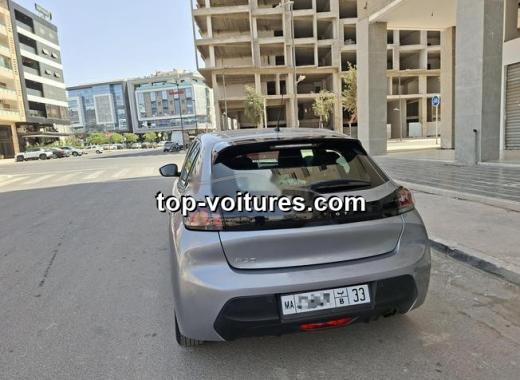 Peugeot 208 2023 — photo 5