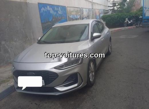Ford Focus 2023 — photo 2