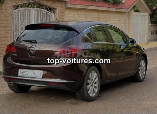 Opel Astra 2015 — photo 2