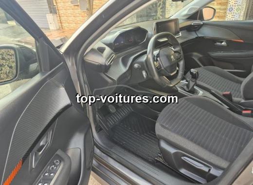 Peugeot 208 2023 — photo 5