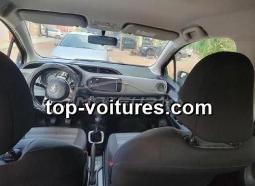 Toyota Yaris 2018 — photo 7