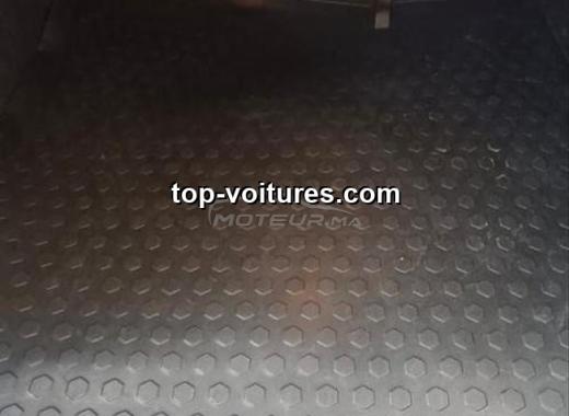 Peugeot 301 2022 — photo 7