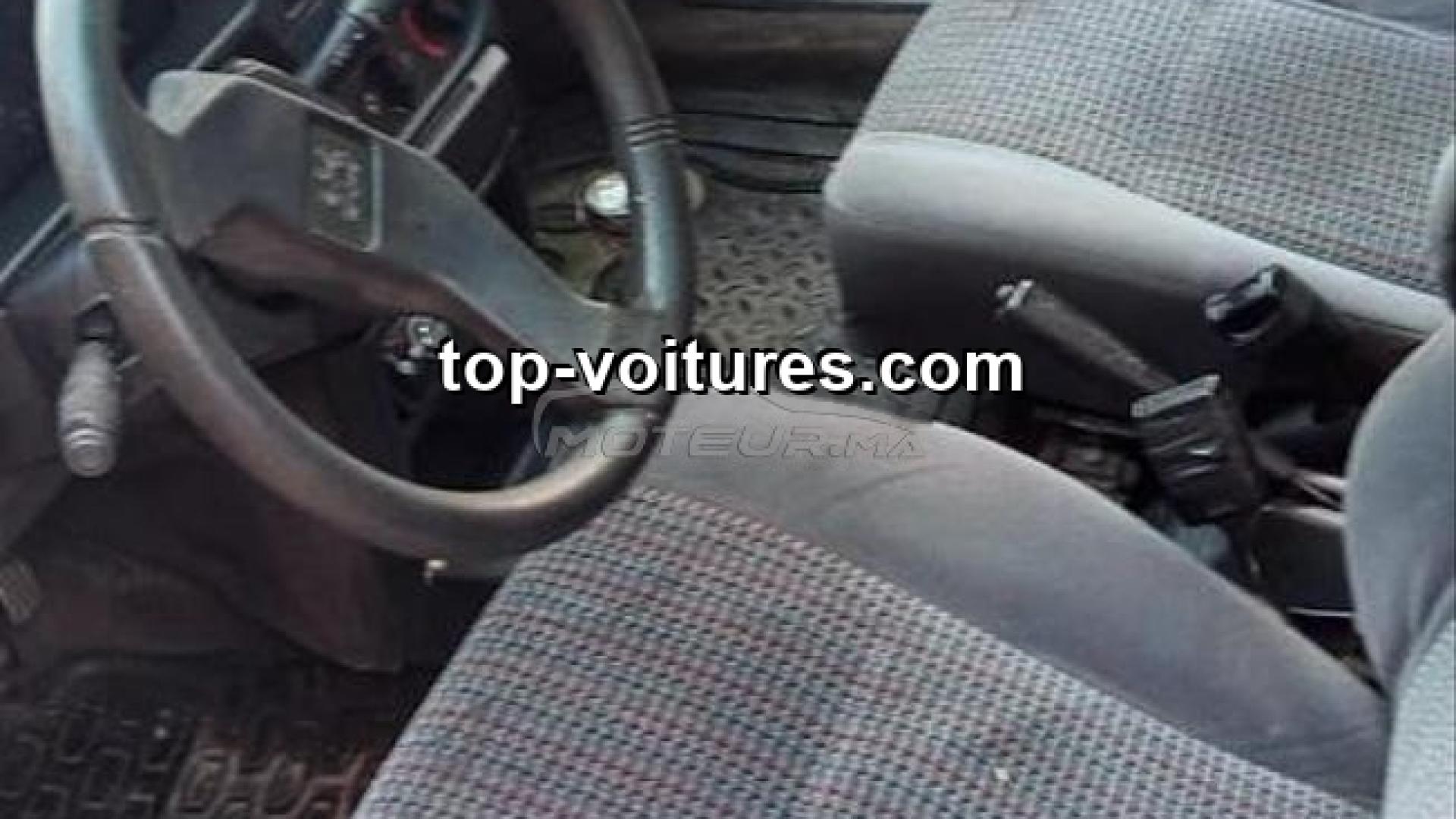 Peugeot 309