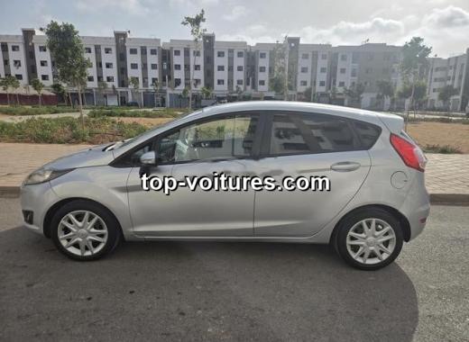 Ford Fiesta 2015 — photo 2