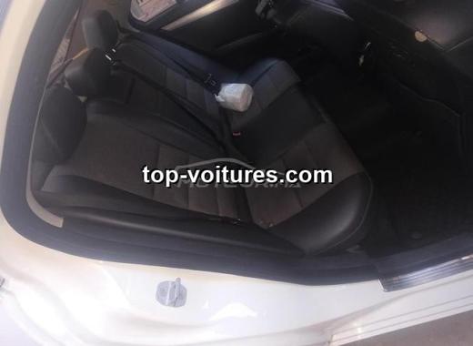 Mercedes 220 2011 — photo 3